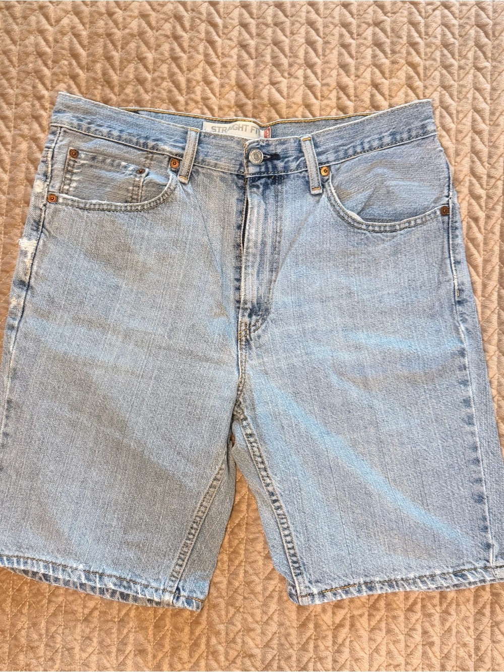 Vintage 90s Levi's Light Blue Denim Straight-Fit Men's Shorts